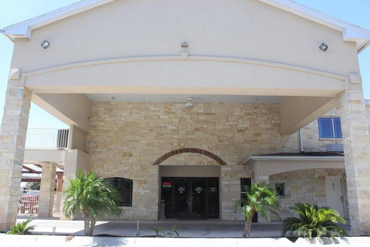 Hotel 3 of 33
