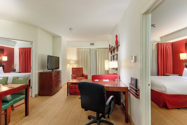Room 17 of 47