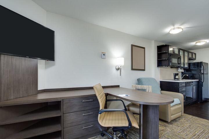 Room 22 of 33