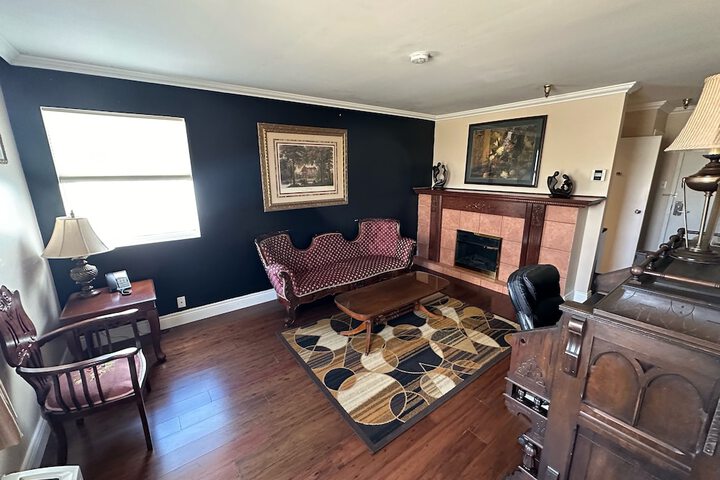Room 19 of 29