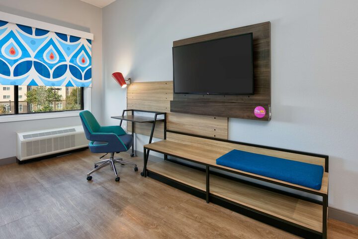 Room 19 of 30