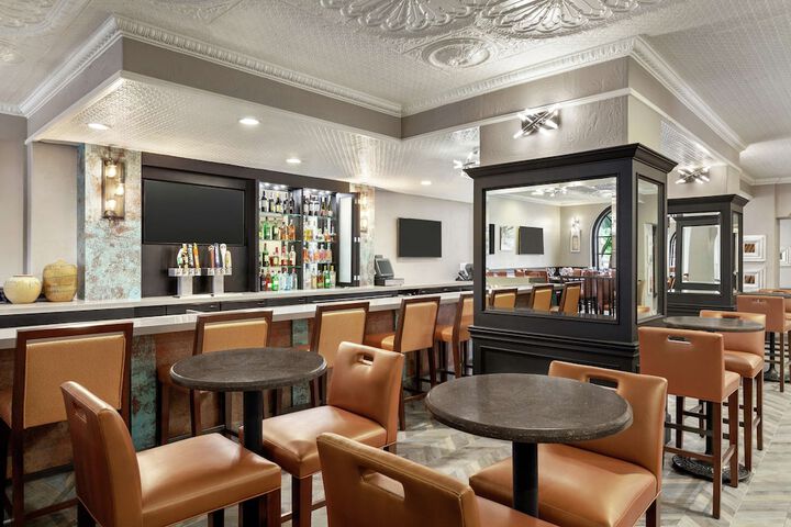 Embassy Suites by Hilton Santa Ana Orange County Airport