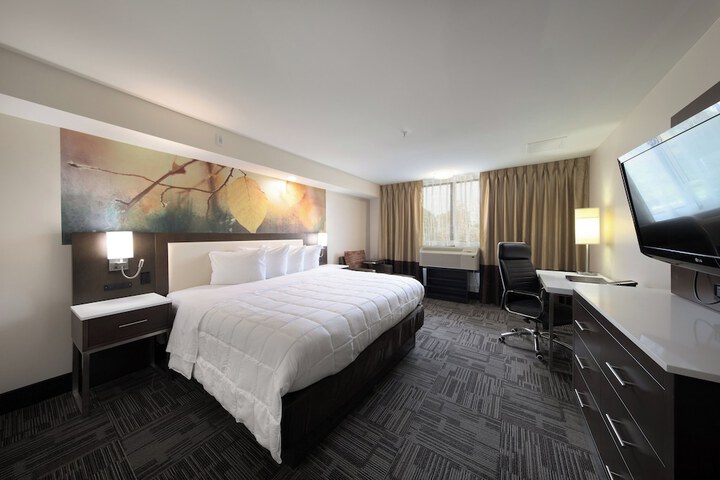 Holiday Inn Brookfield - ​​Milwaukee by IHG