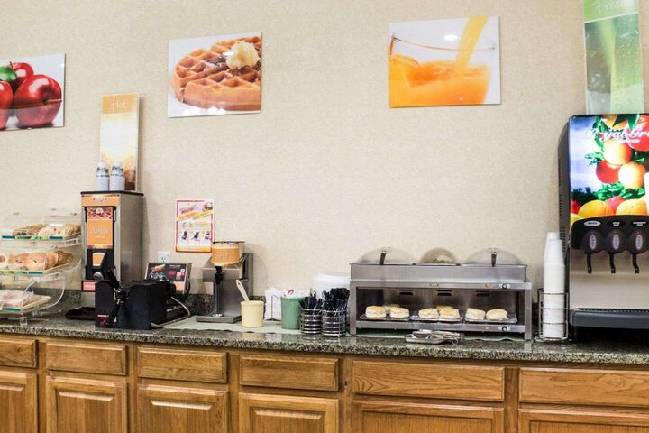 Quality Inn Oacoma - Chamberlain