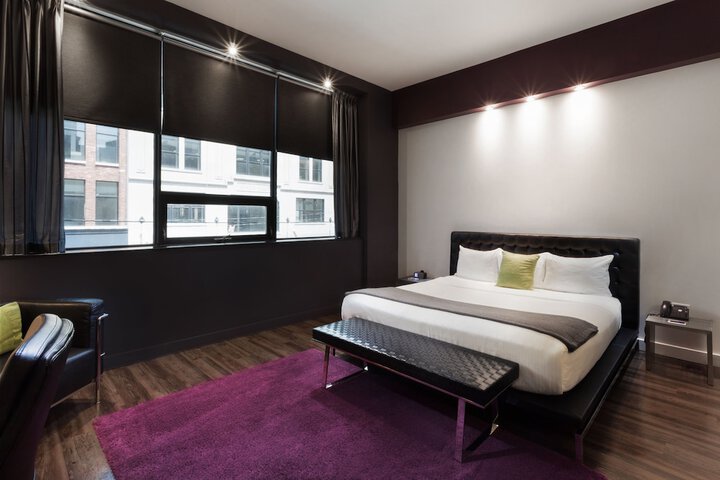 Room 7 of 31