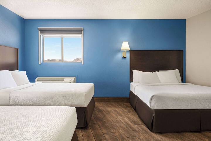 Room 42 of 59