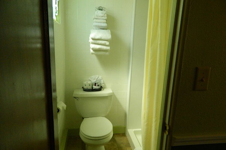 Room 21 of 89