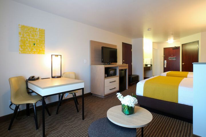 Room 12 of 43