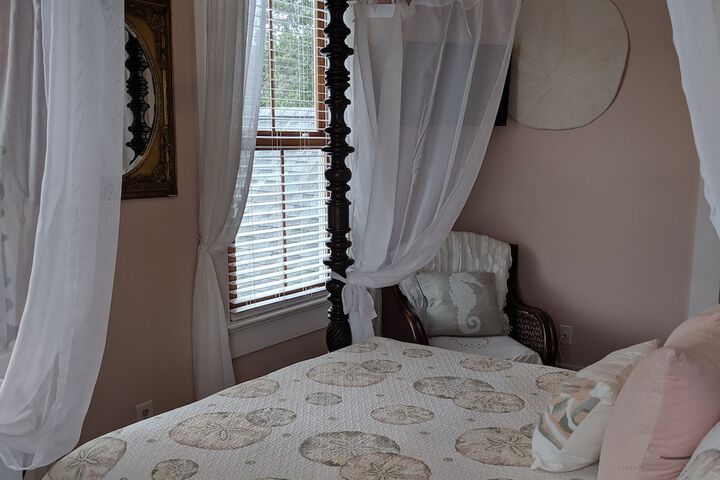 Room 25 of 56