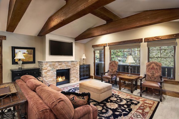 The Chateaux Deer Valley