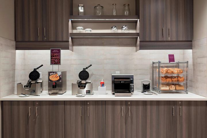 Breakfast/Coffee Service 27 of 30