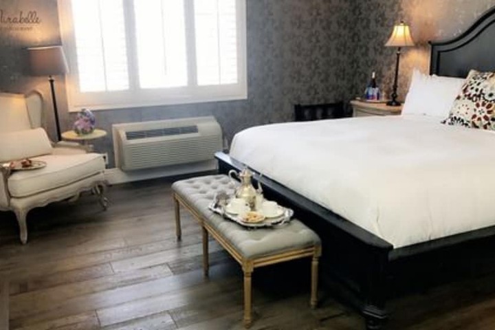 Room 44 of 87