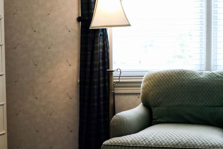 Room 17 of 51