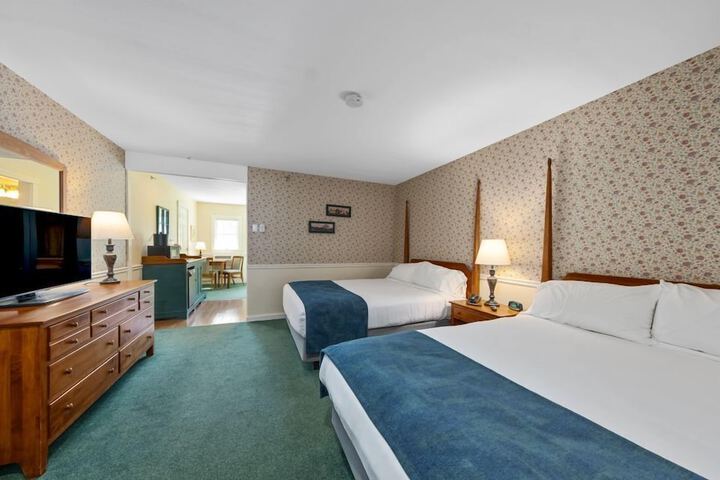 Room 37 of 80