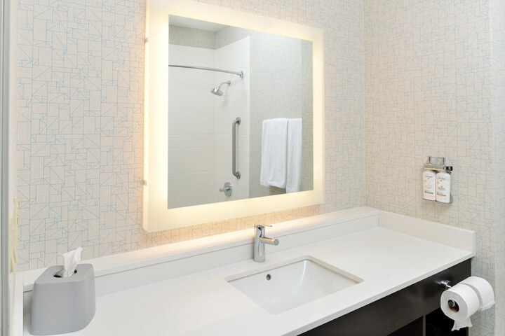 Holiday Inn Express & Suites Carthage by IHG