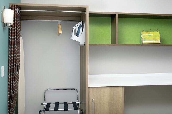 Room 12 of 40