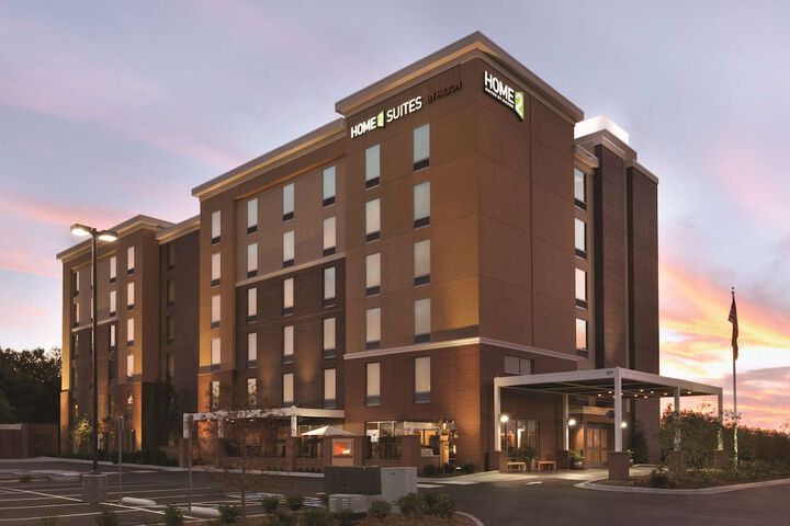 Hotel 2 of 36