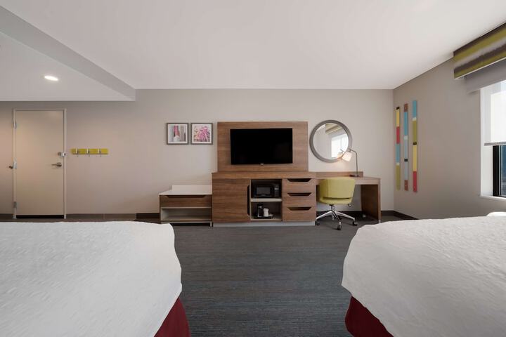 Room 17 of 42