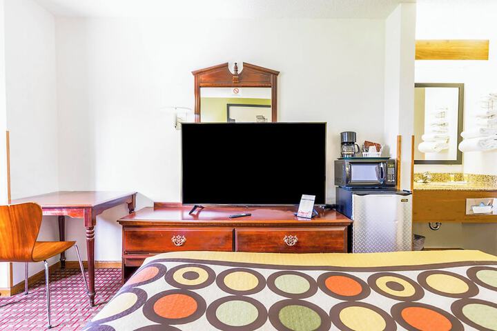 Room 57 of 61