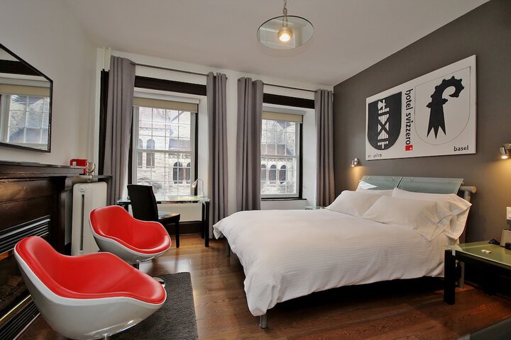 Room 44 of 74