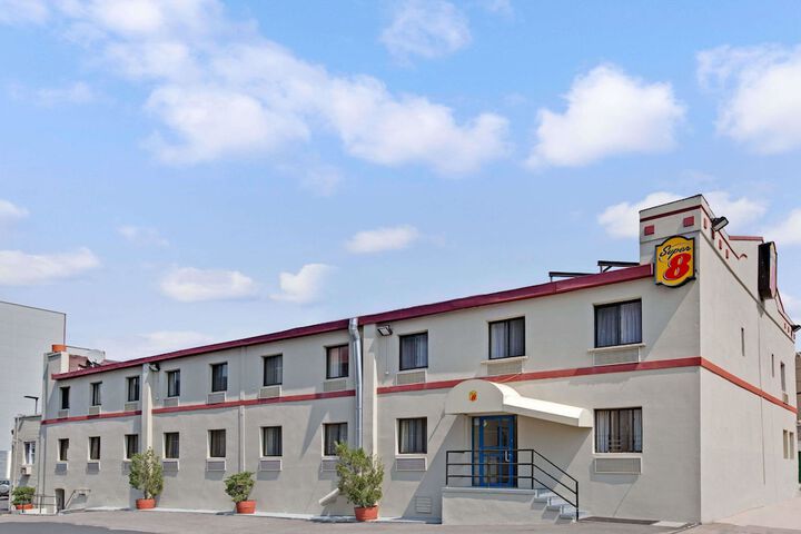 Hotel 2 of 11