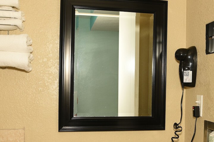 Room 38 of 48