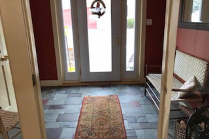 Woods Pond Cottage - Four Bedroom Home