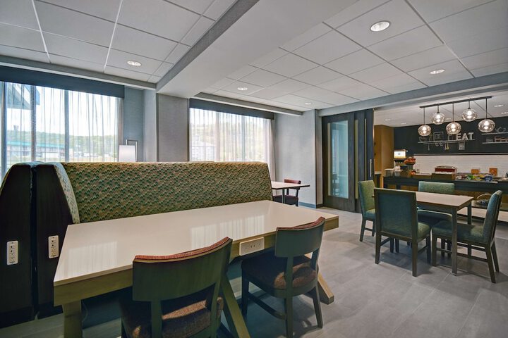 Hampton Inn Cave City KY
