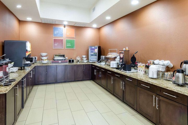 Comfort Suites Cotulla near I-35