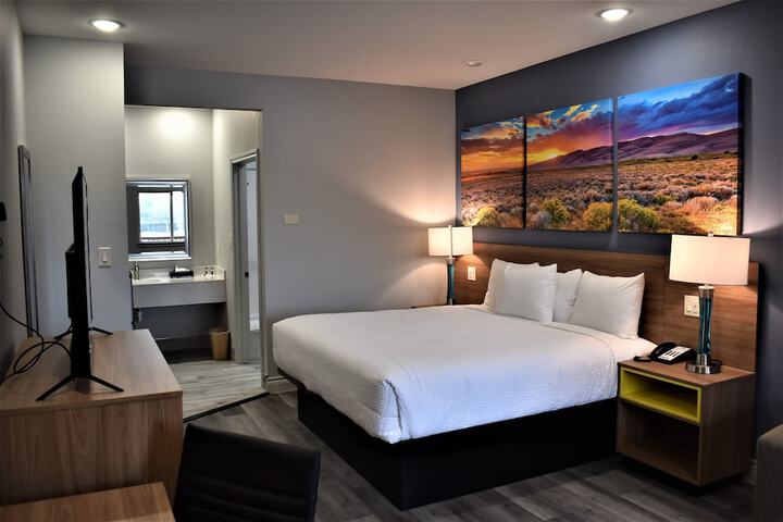 Room 47 of 76