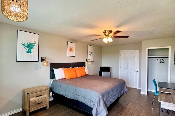 The 409 Bolivar Beach Hotel
