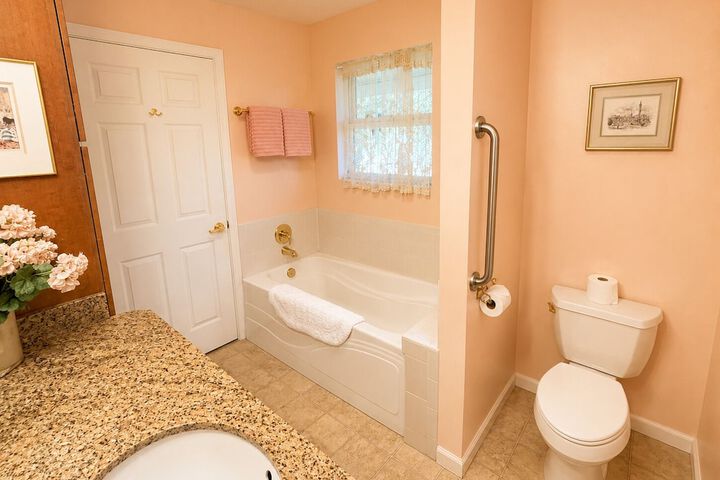 Glen Morey Country House B & B Inn