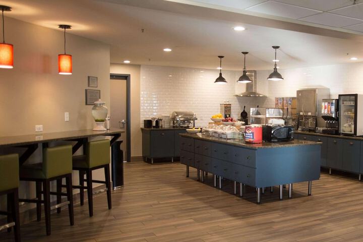Country Inn & Suites by Radisson Baxter, MN