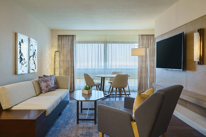 Room 22 of 80