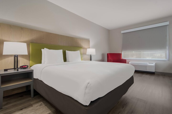 Country Inn & Suites by Radisson Goldsboro, NC