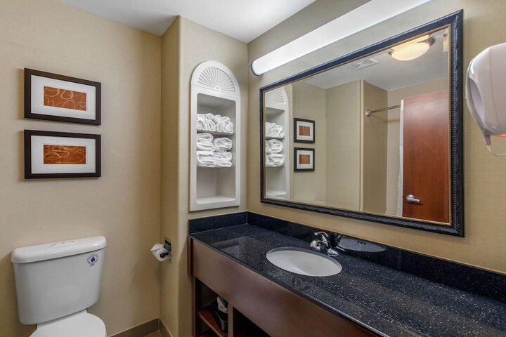 Room 8 of 31