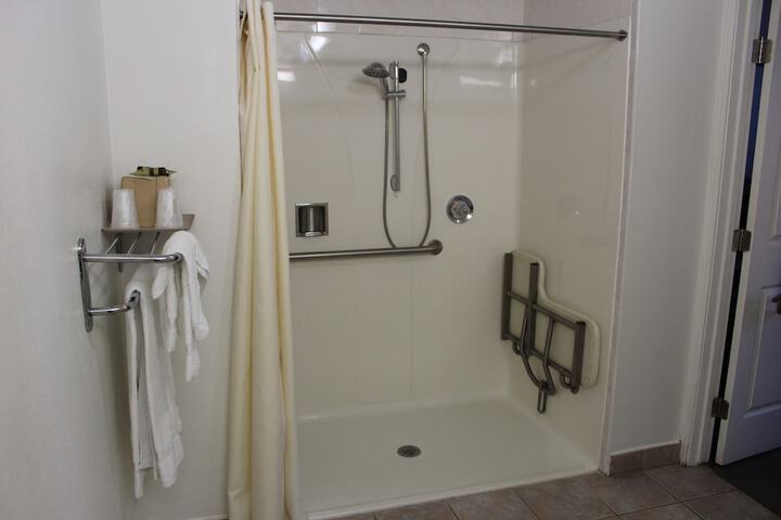 Room 18 of 21
