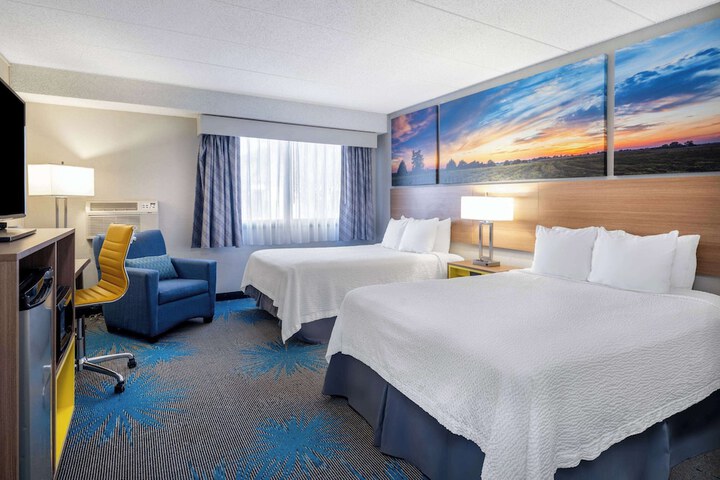 Room 17 of 49