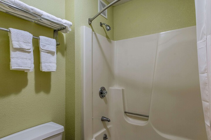Room 11 of 29