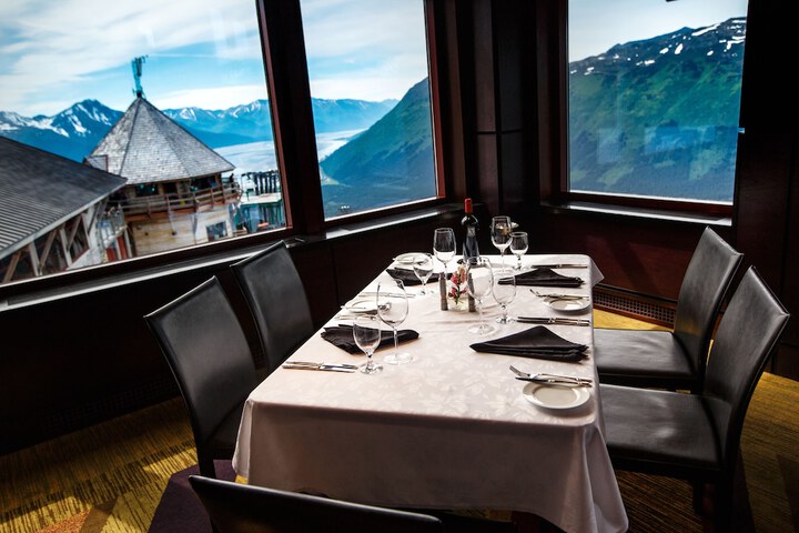 Dining 87 of 116