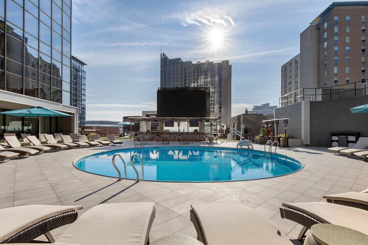 Omni Charlotte Hotel