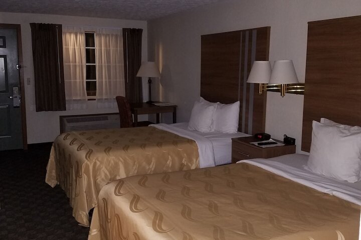 Room 25 of 35