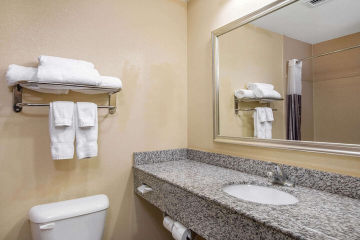 La Quinta Inn & Suites by Wyndham Conway