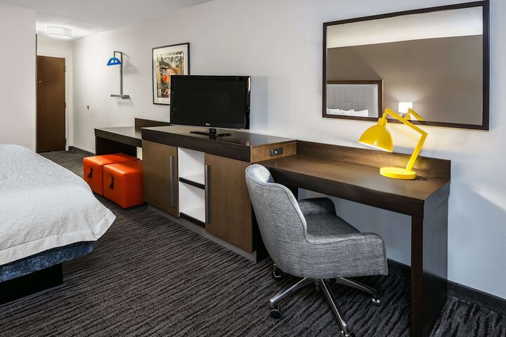 Room 18 of 39