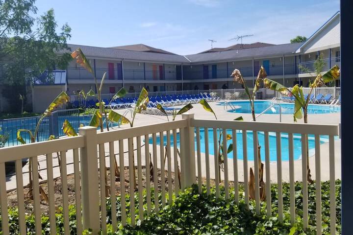 Pool 6 of 28