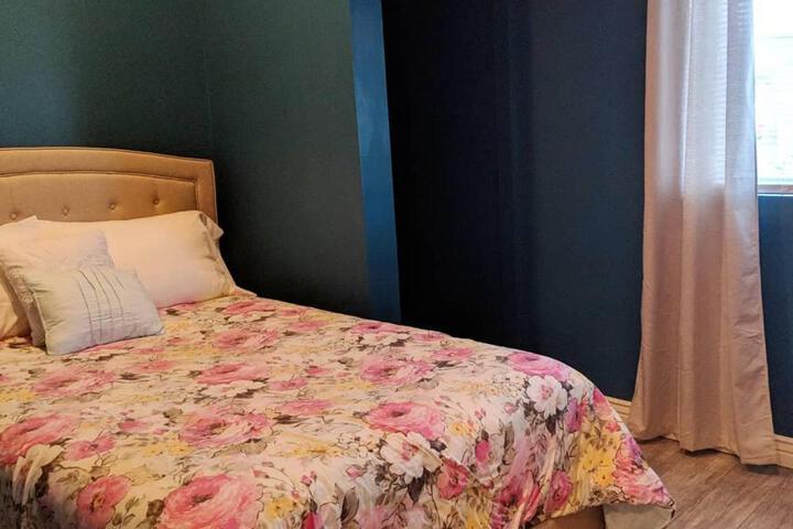 Baby Blue Sky - Price 2bd - Newly remodeled - nearby trails