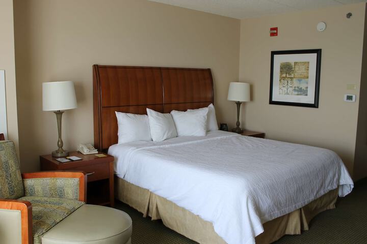 Room 26 of 40