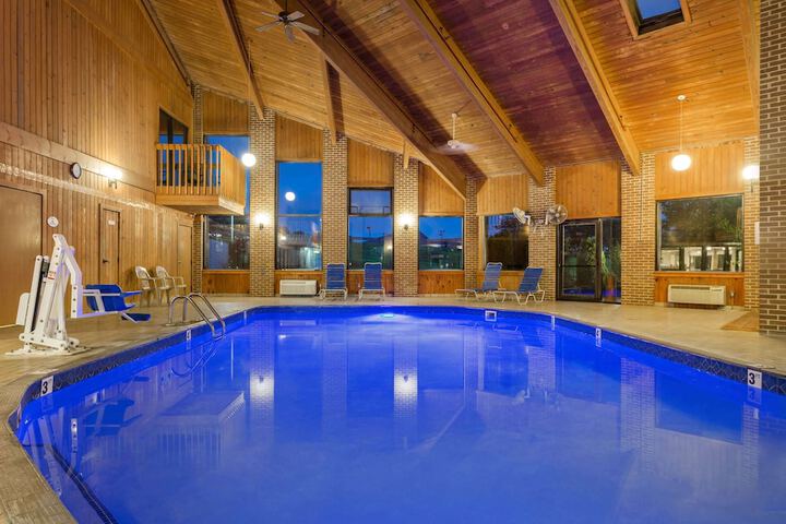 Pool 4 of 23