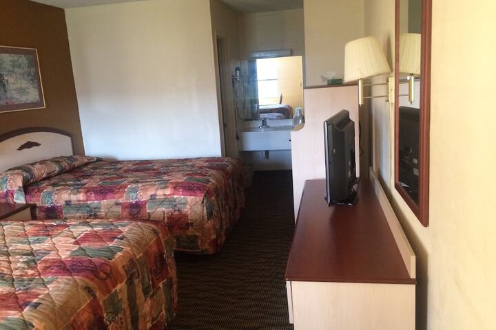 Room 18 of 36