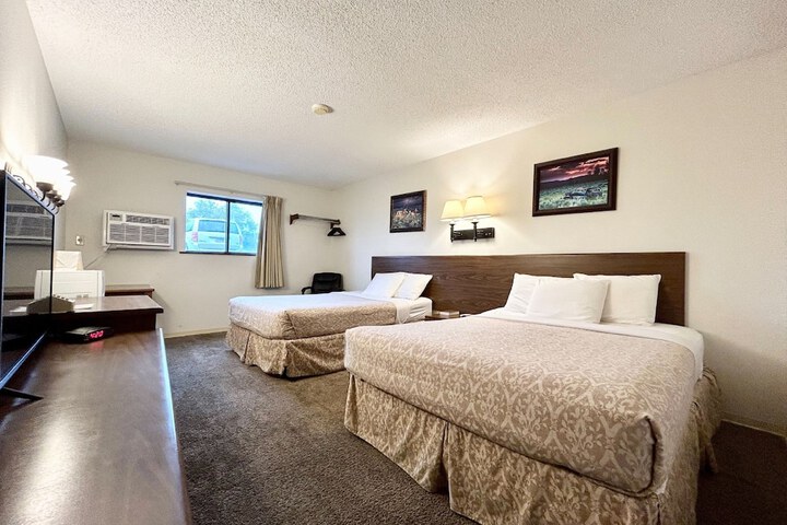 Room 8 of 20